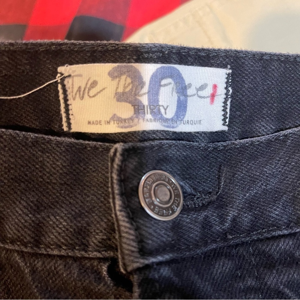 WE THE FREE x Free People High Rise Distressed Jeans Size 30 - Picture 3 of 3